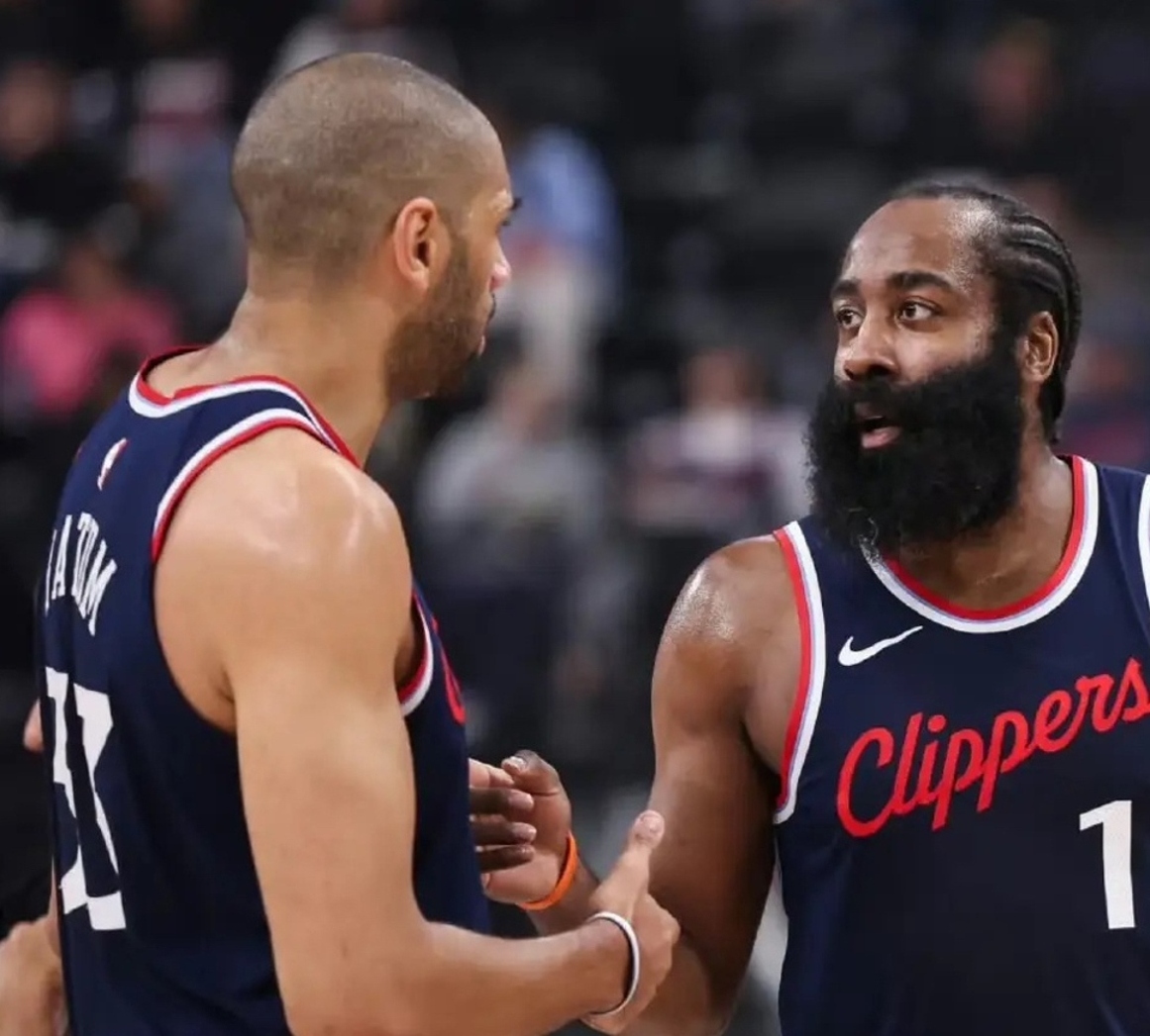 英雄联盟投注-欧篮联赛程吃紧，洛杉矶快船集结日豪取连胜，压力陡增，心理建设被强调的简单介绍